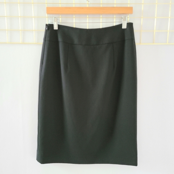 Carlisle Viscose Blend Blue Genuine Leather Detail Black Pencil Skirt - Picture 3 of 10